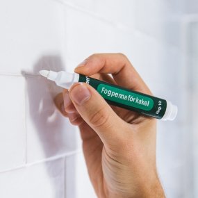 Grout pen for tiles