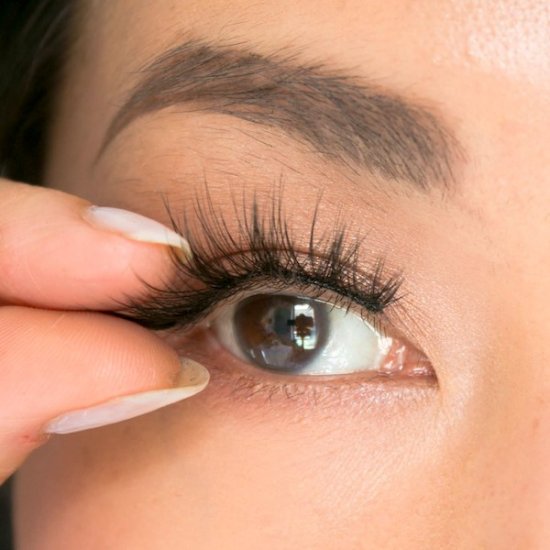 Natural false eyelashes (3 pairs) - Click Image to Close