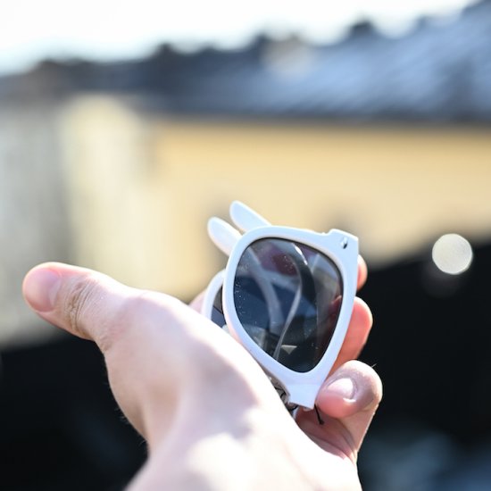 Sunglasses in wayfarer model - Click Image to Close