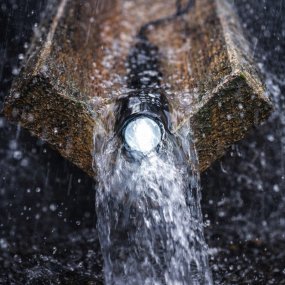 Rechargeable LED-flashlight