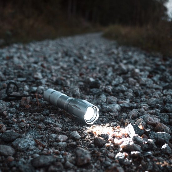 Tactical flashlight - Click Image to Close
