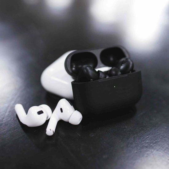 In-Ear Headphones - Elite - Click Image to Close
