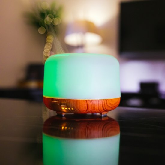Humidifier with LED lighting - Click Image to Close