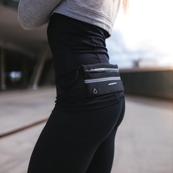 Waist belt for running with reflex - Click Image to Close