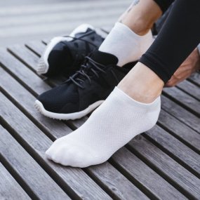 Breathable bamboo socks