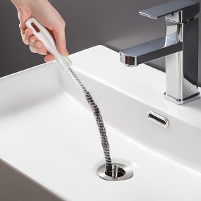 Drain cleaner for kitchen and bathroom