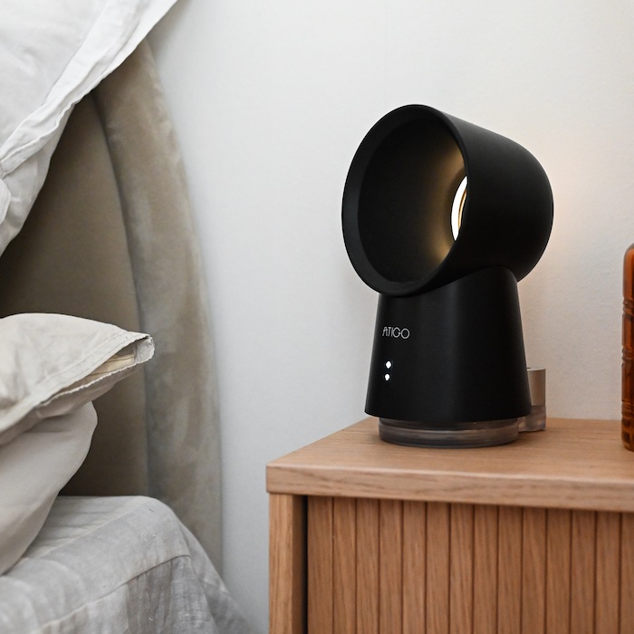 Night light with humidifier