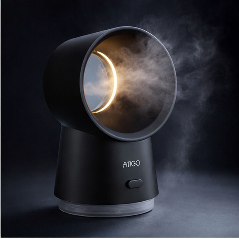 Night light with humidifier