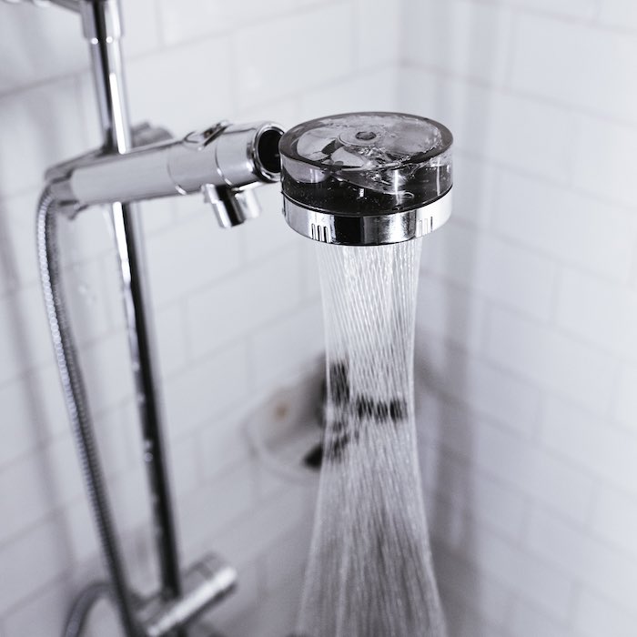 The high-pressure showerhead that saves water