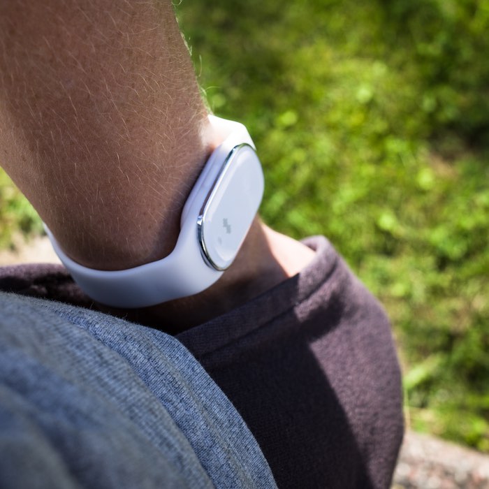 Mosquito bracelet with ultrasound