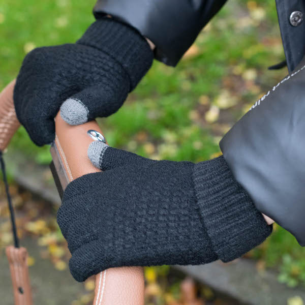 Warm touch gloves
