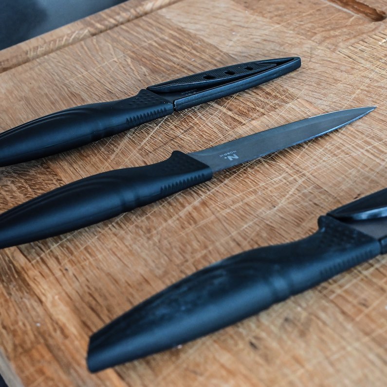 Ceramic knives in an affordable 3-pack