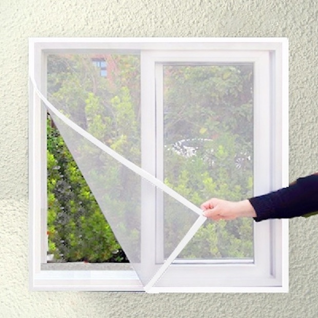 Selfadhesive mosquito net for windows with velcro