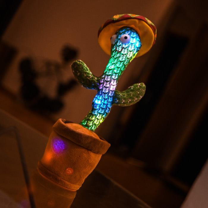 Dancing Cactus with USB