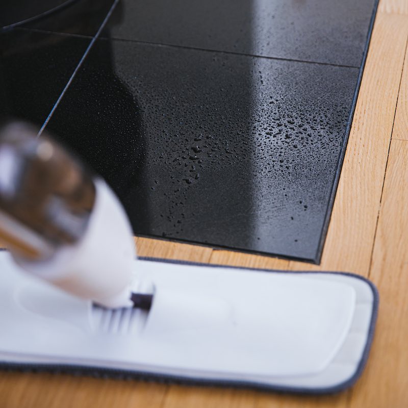 Microfibre spray mop