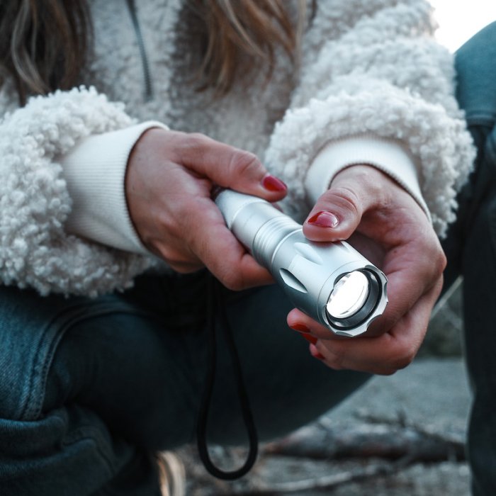 Tactical flashlight