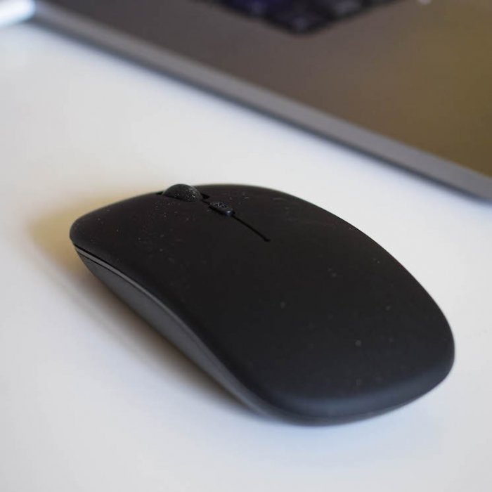 Wireless computer mouse