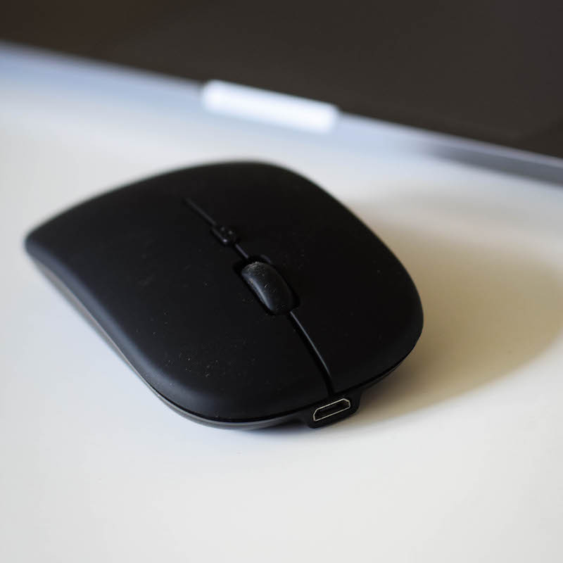 Wireless computer mouse